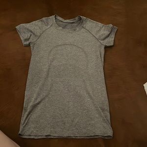 swiftly techs from lulu are not really my style but are very cute!